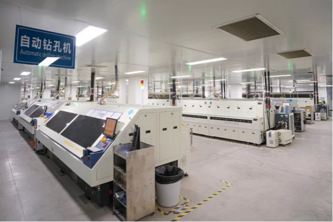 Hub Circuits Factory